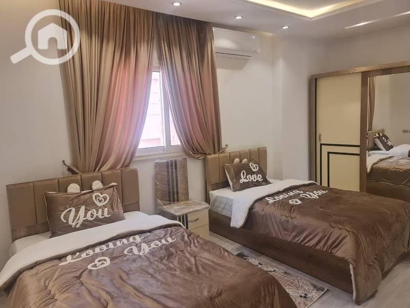 4 ce897810-14c6-4be3-82e9-9c3843efb91b. jpeg