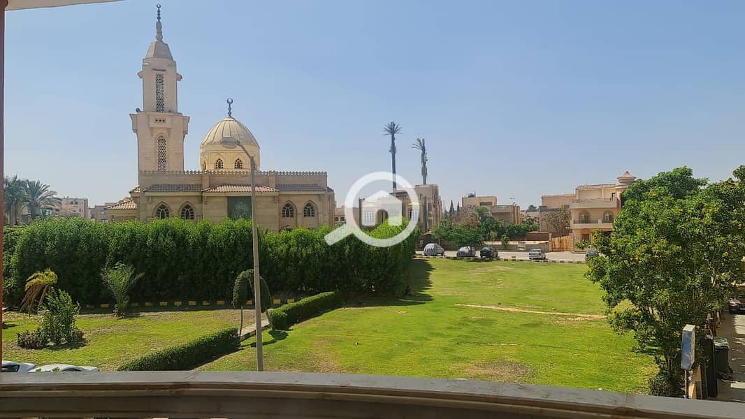 12 f3cb8a39-24aa-4157-8ebb-d9e90eb2506a. jpeg