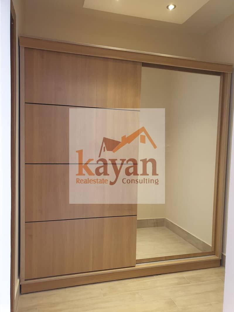 8 WhatsApp Image 2025-11-23 at 21.45. 55_071fb5f5. jpg