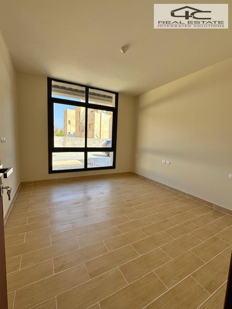 4 WhatsApp Image 2026-01-25 at 4.21. 57 PM (2). jpeg