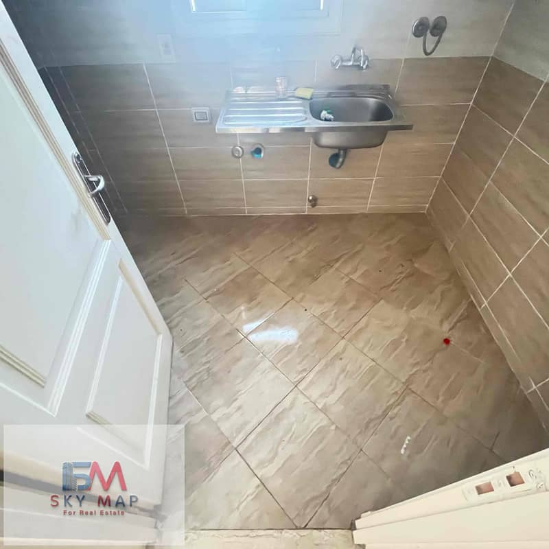 10 ef15c002-3122-422b-99bf-83e1db55f5bb. jpg