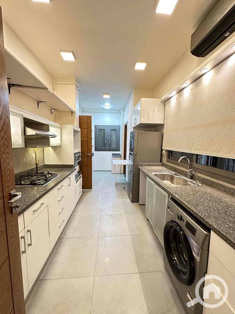 20 ec4030bf-bb6a-4765-b2d4-5d8c0737bda8. jpg