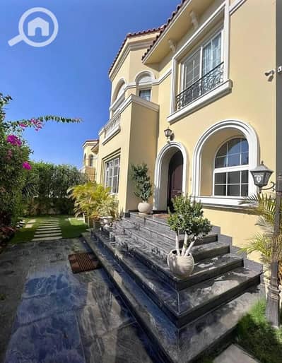 6 Bedroom Townhouse for Sale in Shorouk City, Cairo - d42ff568-1b91-4986-b3c4-7f3ca42a2b31. jpeg