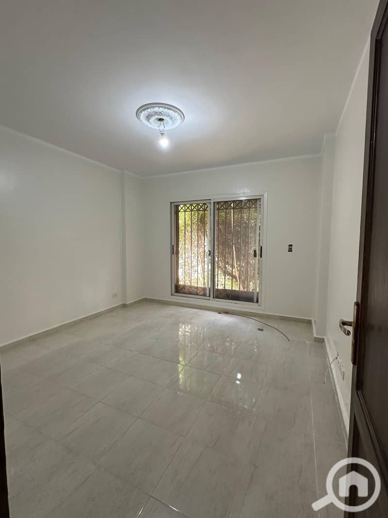 5 60e576e3-b307-4ed4-97ba-1d09fb4f34f8. jpg