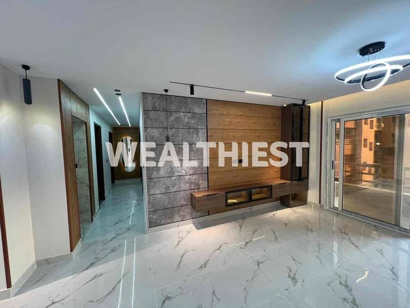 5 5731ab37-5852-44f7-a444-265e0ec61484. jpg