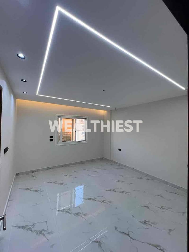 7 ef9115ac-d166-417e-ba68-45879d9de492. jpg