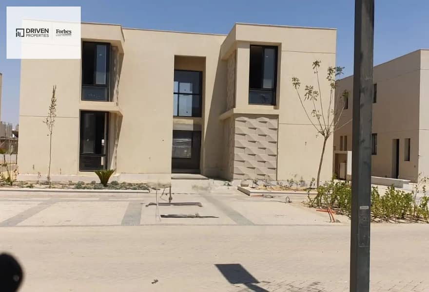 2 32da9c7a-cbad-48fb-823d-3d79e3b81d1b. jpg