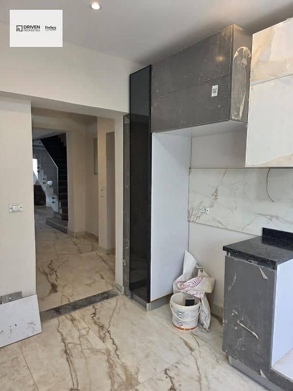 12 c6fd07a0-2007-4876-ac0d-3aacdc830ca5. jfif. jpg