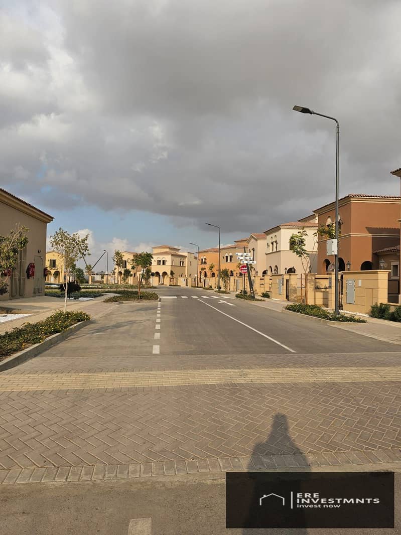 15 a16122f9-44a5-4517-ac20-12f762043082. jpg