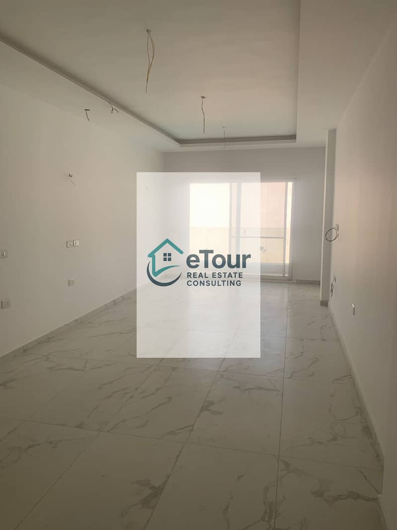 12 4eef35d5-890f-4b25-bfe2-fd3077450b8f. jpg