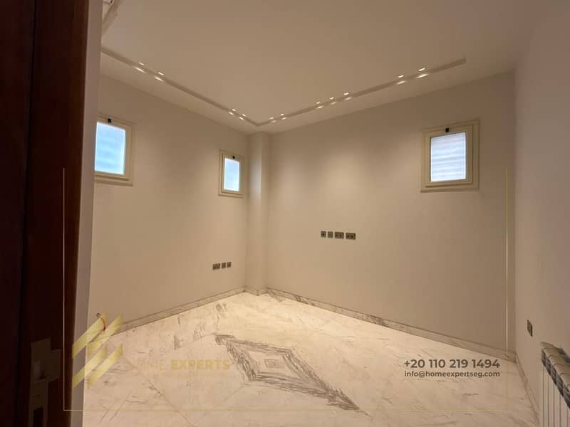 7 aa79c247-aa97-4080-bbc1-f8005bb93528. jpg