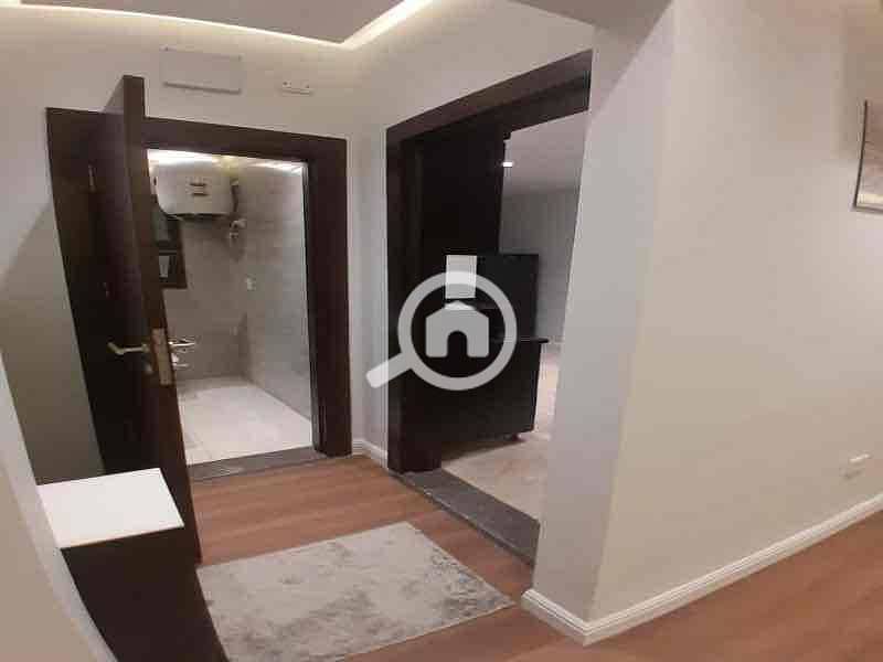 5 73d56fa5-8b2d-4a84-a74c-95940ff5b1a5. jpg