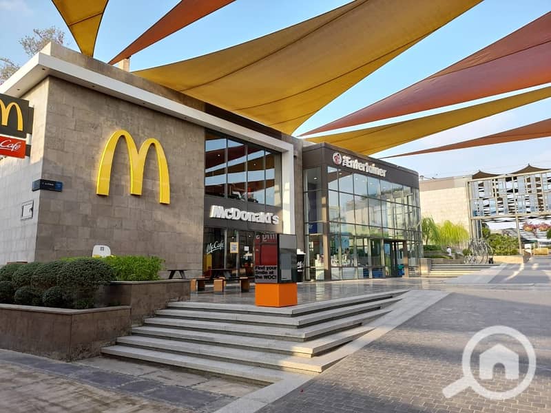 15 WhatsApp Image 2022-11-09 at 3.21. 43 PM (2). jpeg