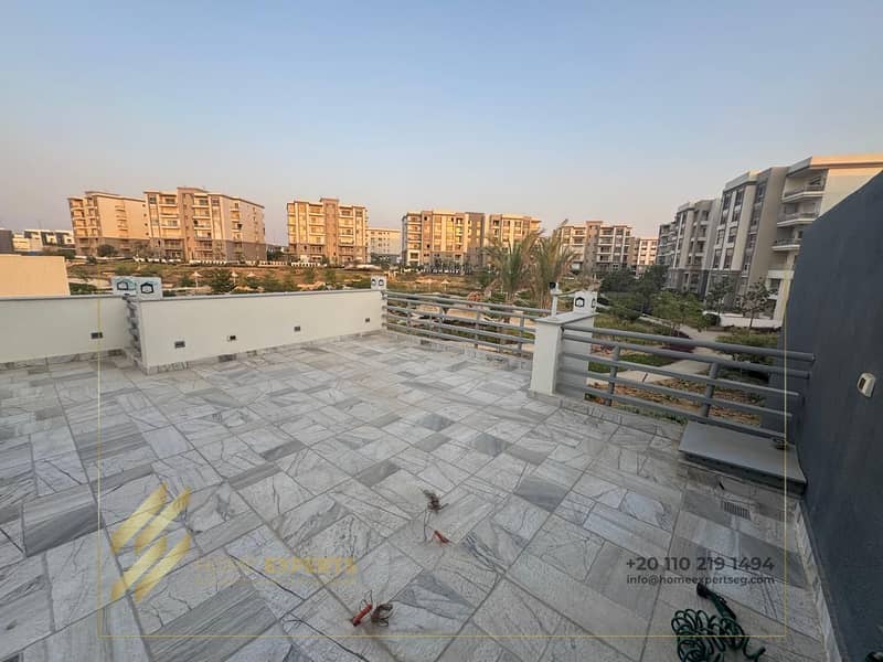 16 9c99fb0e-9bc2-4f47-a40b-fbd9ee3ee996. jpg