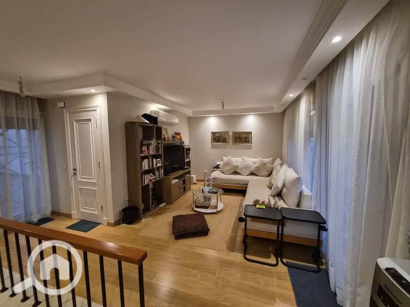 5 547756073_1080877990741515_2706019822959538951_n. jpg