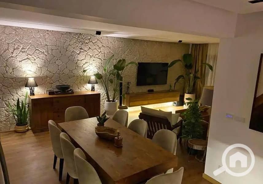 6 560564972_815710628045303_362687376118892432_n. jpg