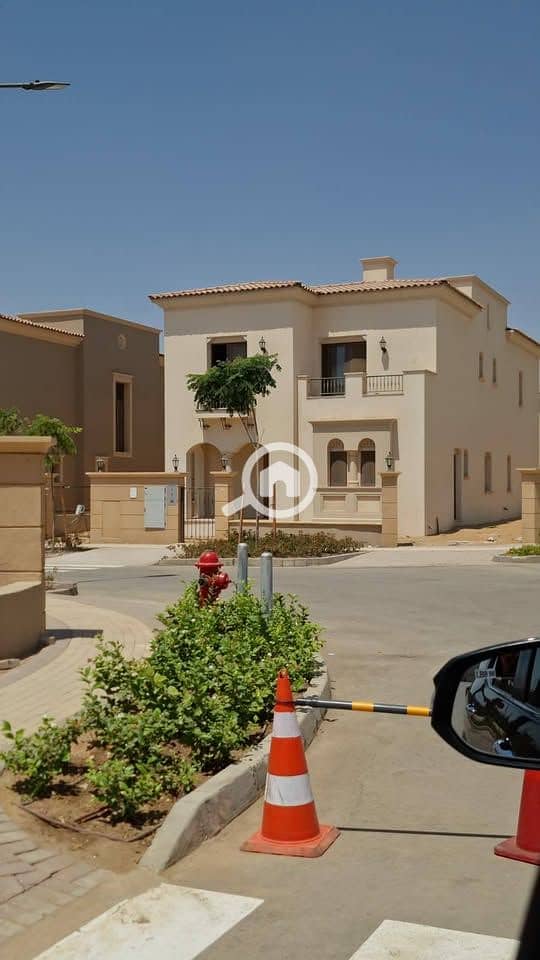 12 545637415_122288451140225142_6457765456628858927_n. jpg