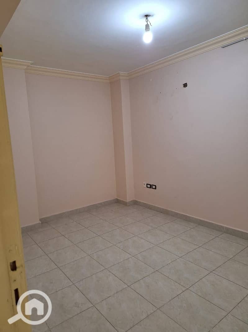 5 327906d0-422c-46e5-abef-6f7504ed2971. jpeg