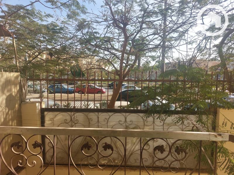 8 094b53a5-4b8c-42e6-8a6f-bcc58ffc2d1f. jpeg