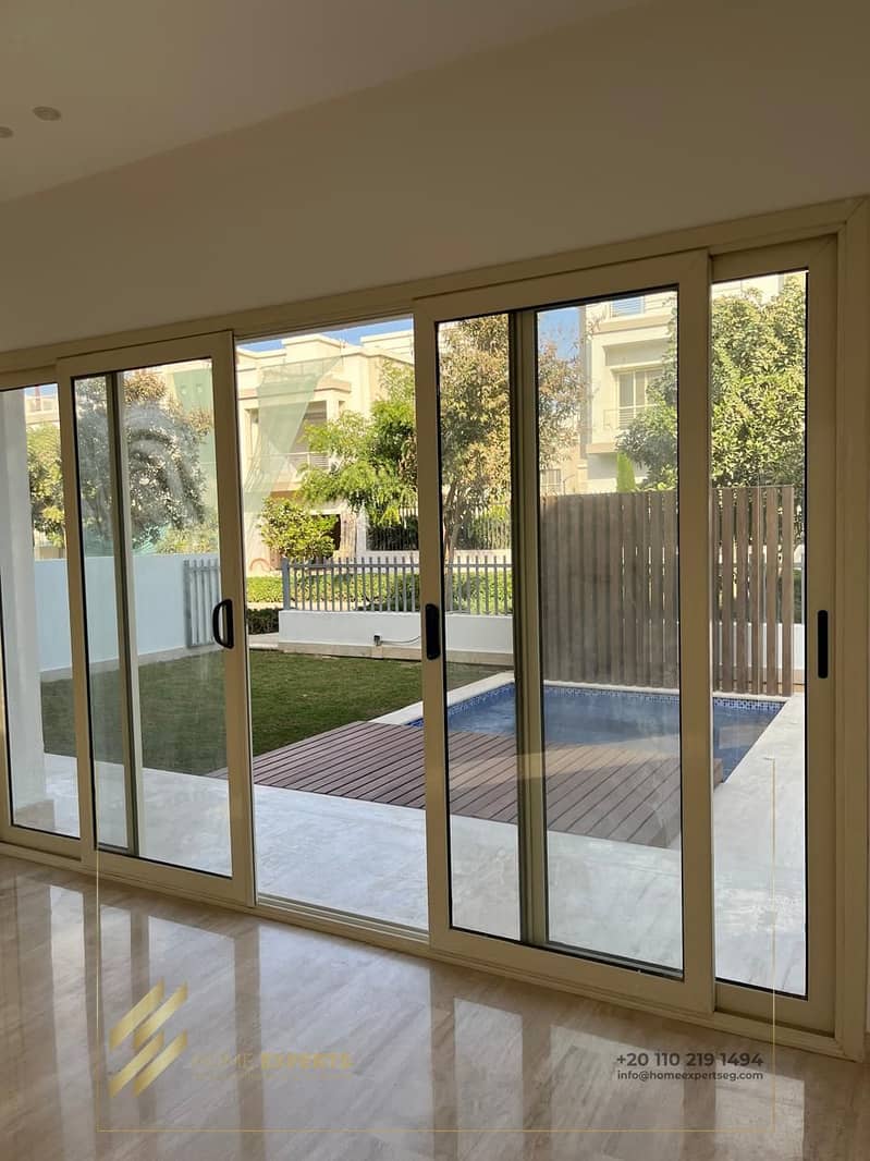 4 9c297444-bf54-48d4-aa1b-1098f9f54699. jpg