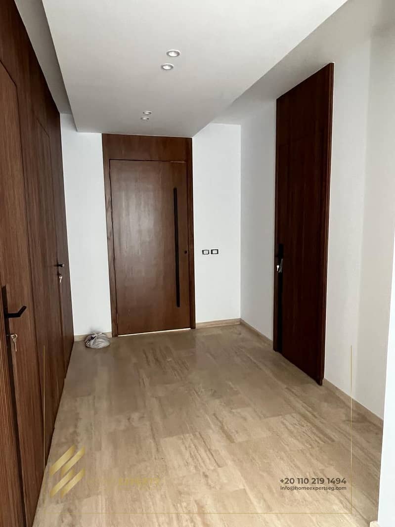 9 8cedf372-9b07-4406-bb69-bbfd6b694acc. jpg