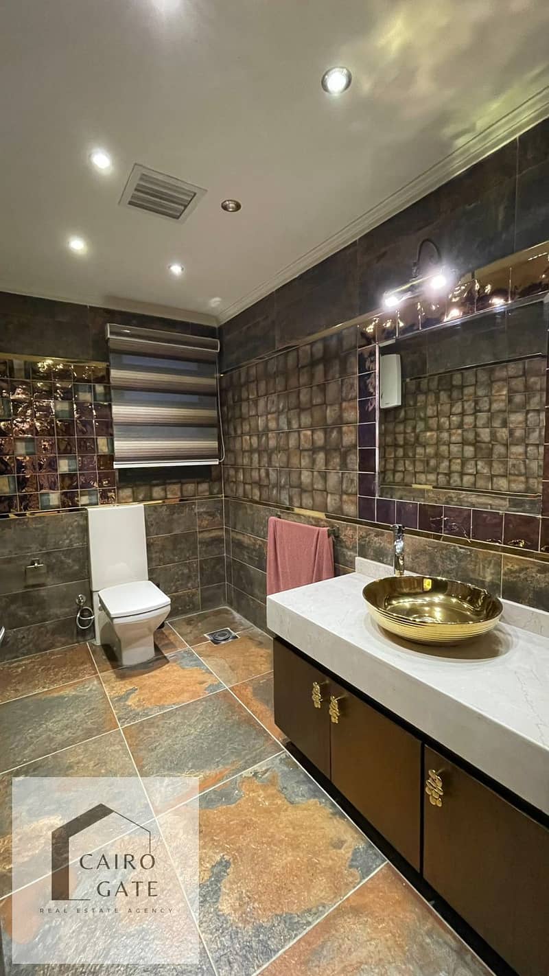 8 WhatsApp Image 2024-12-17 at 21.05. 53_2e2a8d3c. jpg