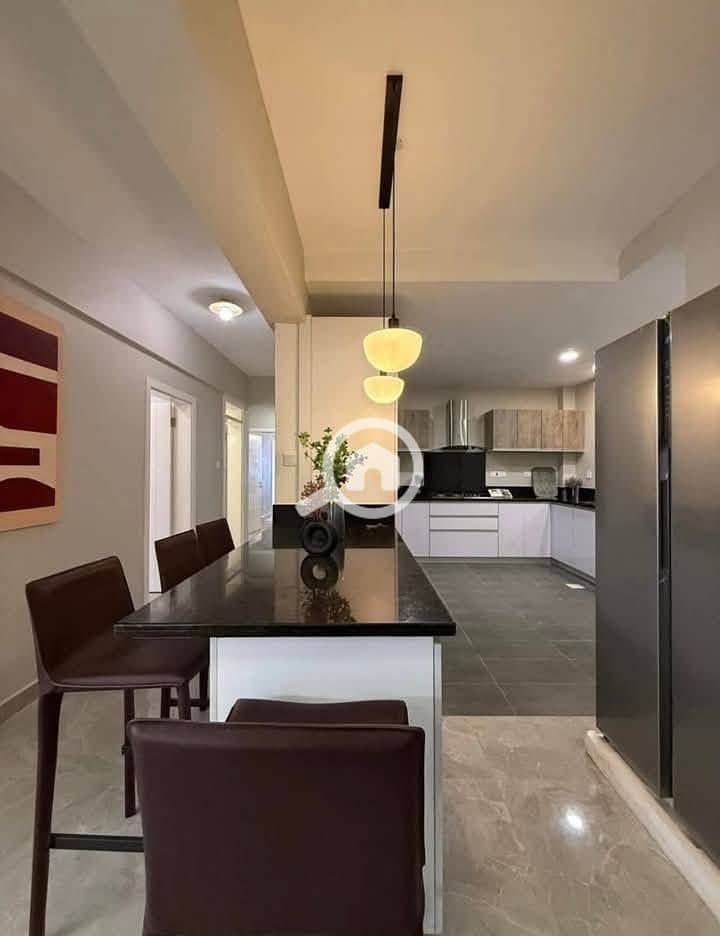 6 566263286_1944113279655487_6725990258069202790_n. jpg