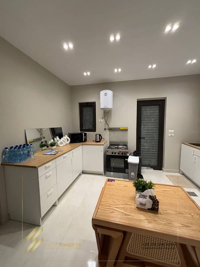 11 8d1f3e6c-97ae-48a8-8979-74fdfdc43caa. jpg