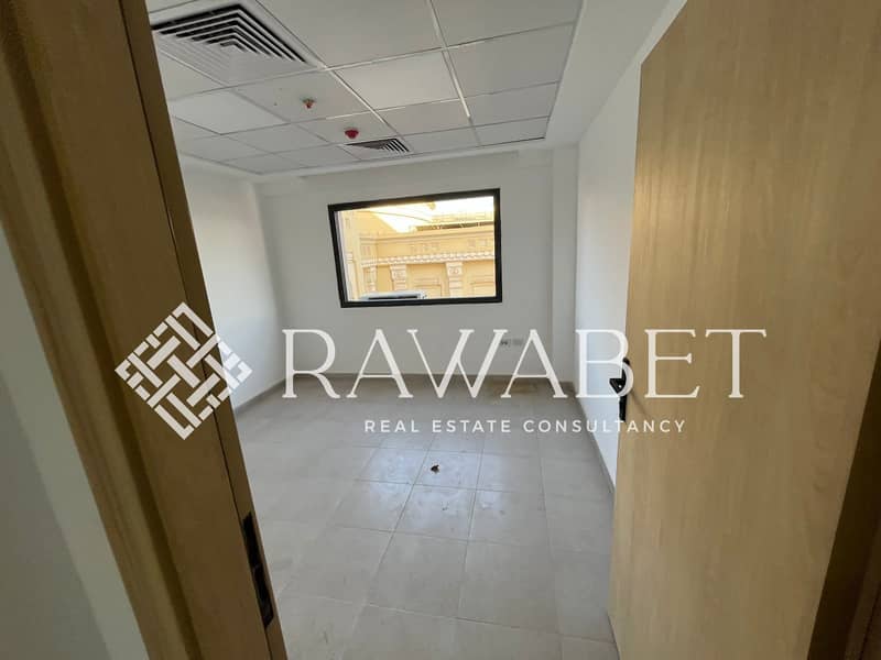 3 932e5ade-1859-4b8c-9001-5409f3d8778d. jpeg