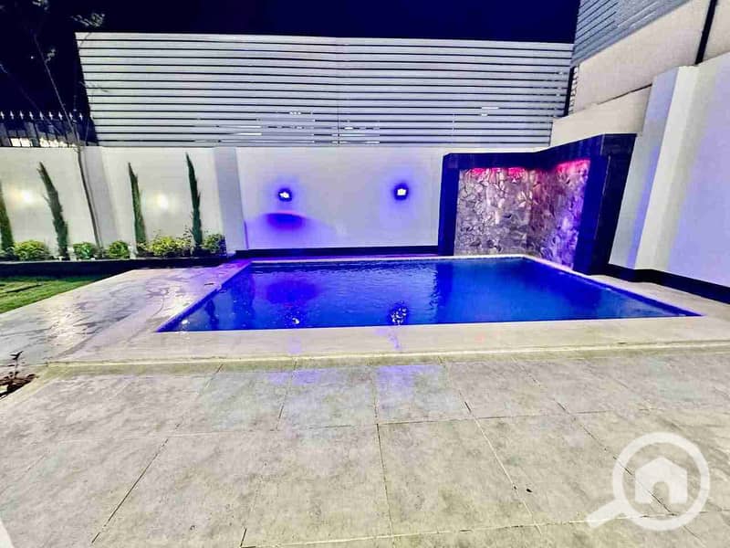 5 FB_IMG_1758097136653. jpg