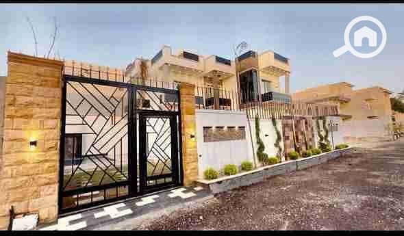 7 FB_IMG_1758097139690. jpg