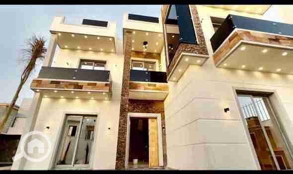 9 FB_IMG_1758097143327. jpg