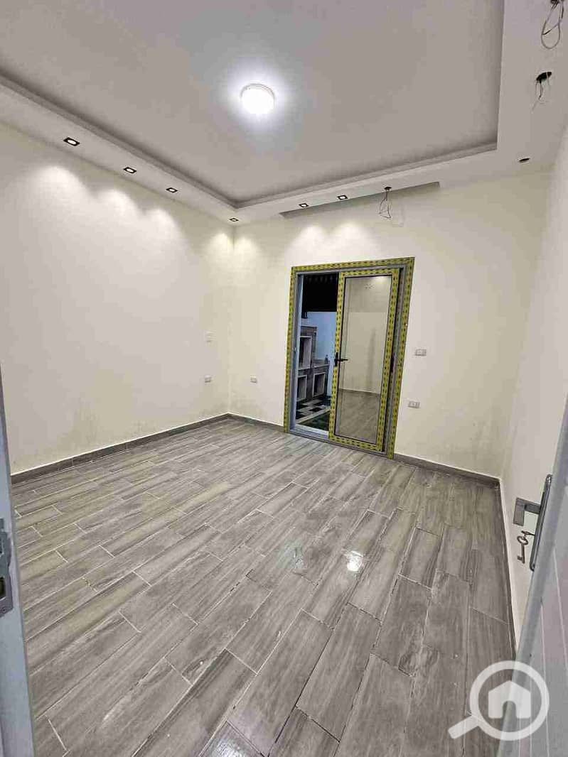 10 FB_IMG_1758097145082. jpg