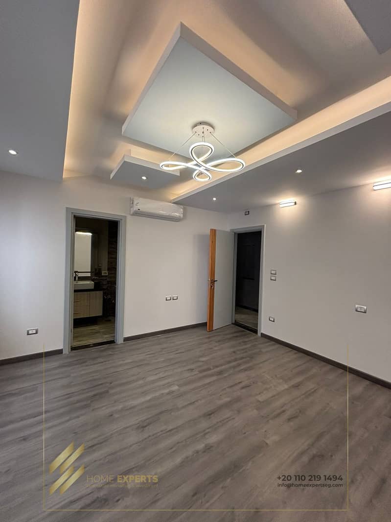 6 c849dee1-0cf4-456f-877c-24a9dc032a06. jpg