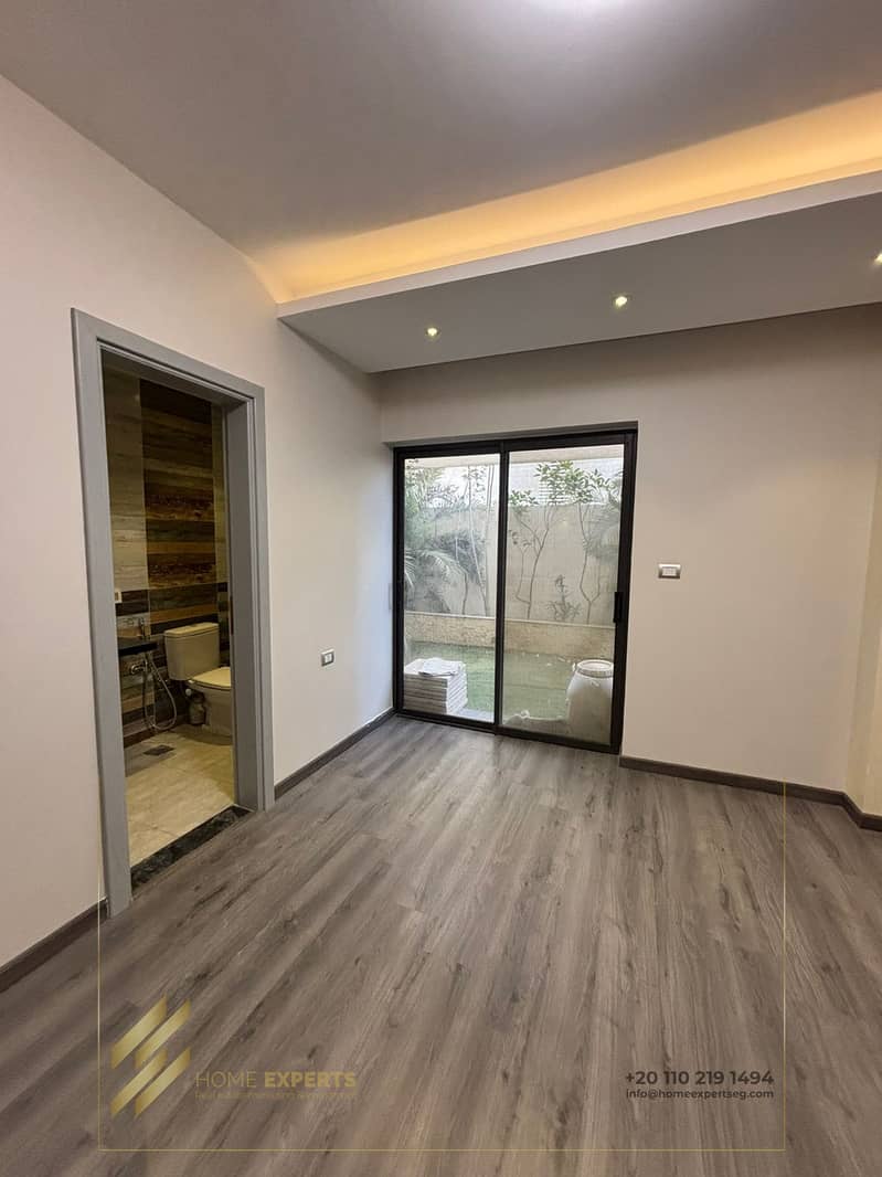 10 98ac7583-e11e-4172-9ce1-b0eb9a895529. jpg