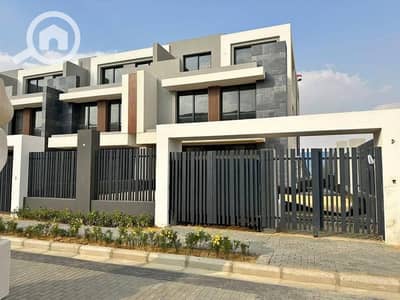 3 Bedroom Twin House for Sale in New Cairo, Cairo - 615489557_1909543123270750_7562086905249983157_n. jpg 3 Bedroom Twin House for Sale in New Cairo, Cairo - 615489557_1909543123270750_7562086905249983157_n. jpg