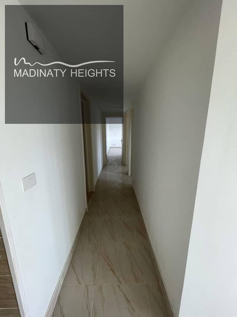 8 WhatsApp Image 2026-01-19 at 2.24. 46 P324324324M. jpeg