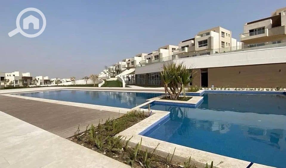 5 IMG_٢٠٢٥١٢١٠_١٧١٠٠١_edit_483029053532193. jpg