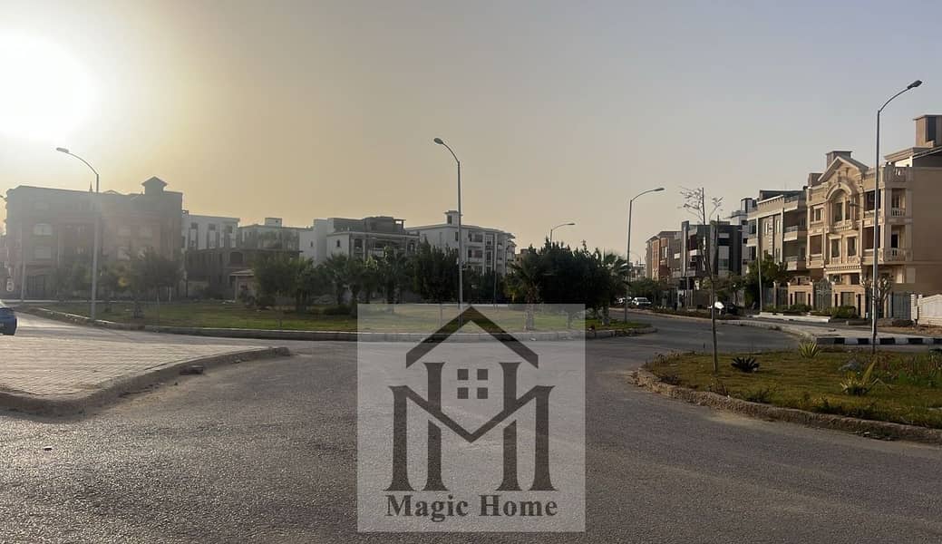 2 3f6e1ed9-2b5e-49cf-8f88-a89bd79a2730. jpg