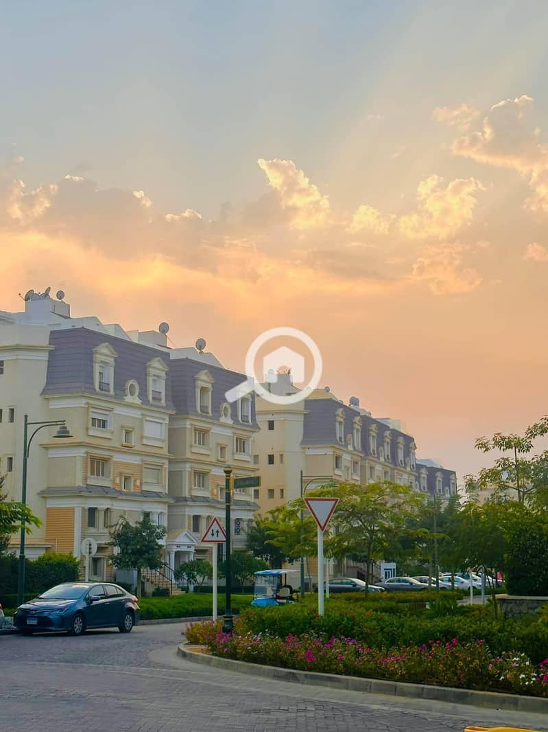 6 437570037_2149391665446159_3879033203870735299_n. jpg