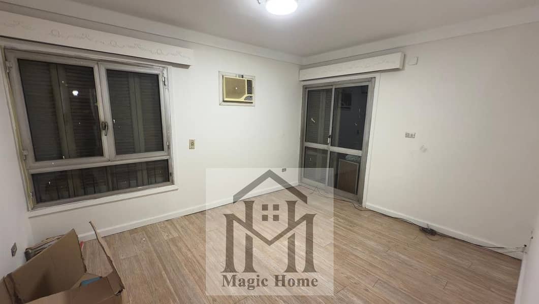 7 5c1de8c1-0799-4f77-b973-30a6689b64e1. jpg