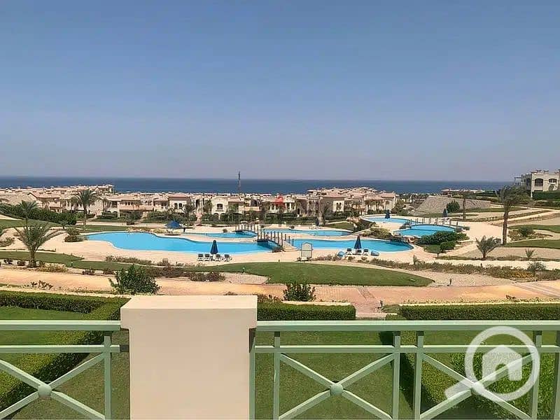 4 72259857-800x600. jpg