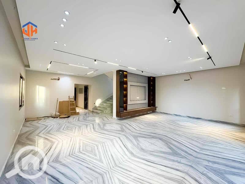 3 94f78f35-42e6-42a0-a6f4-5da691733bea. jpg