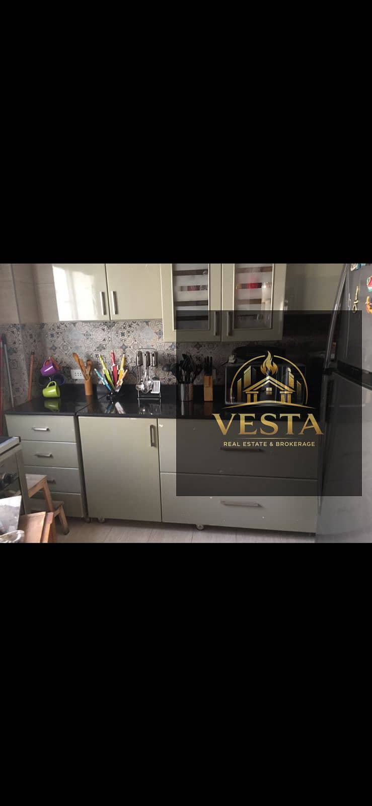 12 a1319297-cd34-4dc0-ab27-c8f91d9ed3ba. jpg