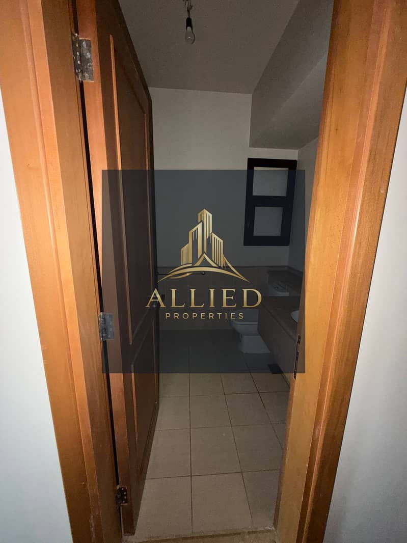 5 WhatsApp Image 2026-01-27 at 12.10. 52 AM. jpeg