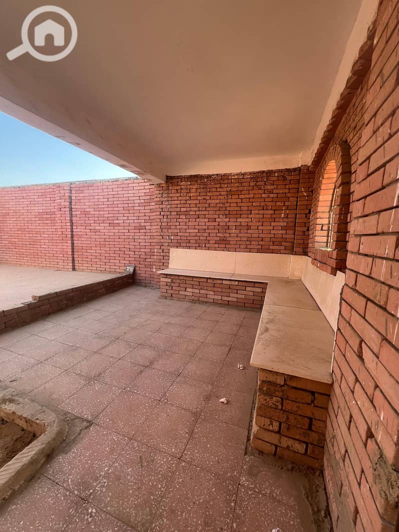 4 UbgfzNdByNEUXsFXbOKbQq04AYei2B9AqJbOqjto. jpg