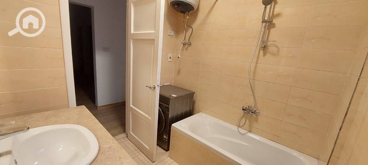 6 c4864bca-e243-4688-9994-0df2d536e404. jpeg