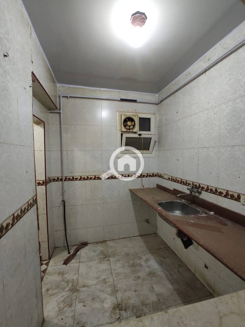 2 688f5ebd-6777-41cd-a131-12dc702de23b. jpeg