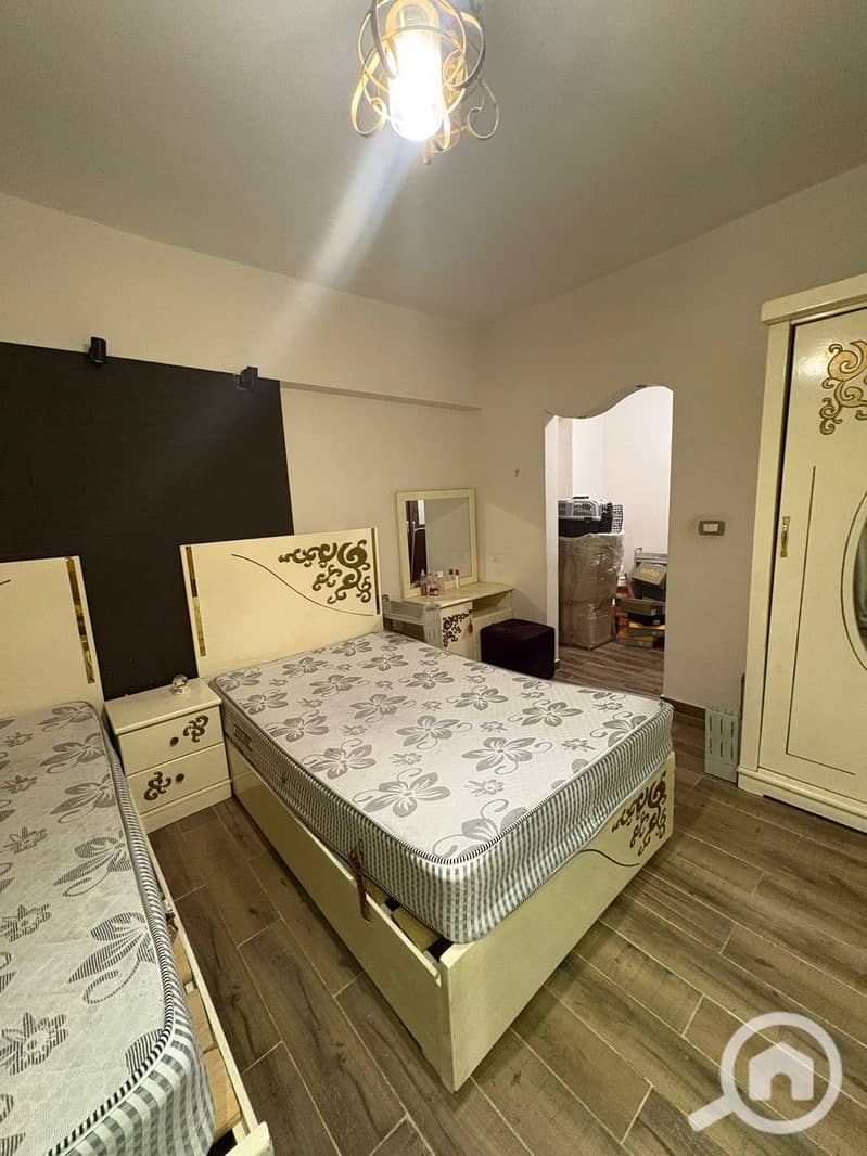 16 b501dd8f-9950-453e-b98f-2dc48c7657a8. jpeg