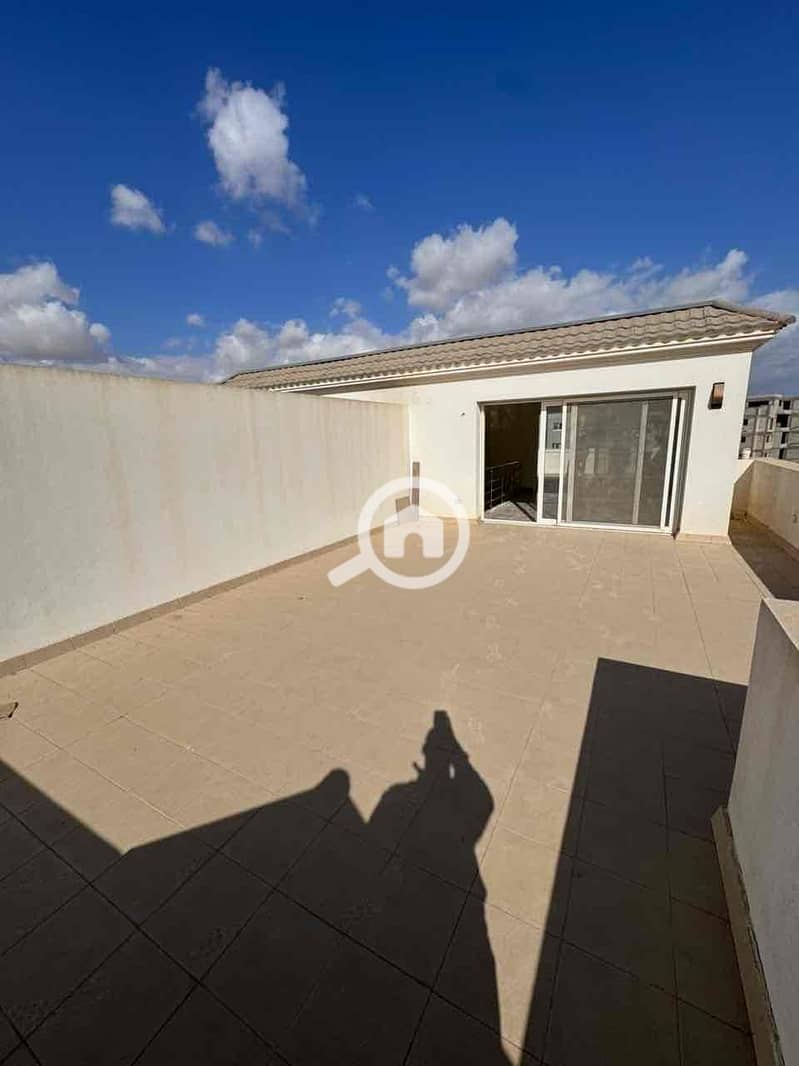 14 9fce7a09-234c-40d5-974c-d6c90c9fcd73. jpg